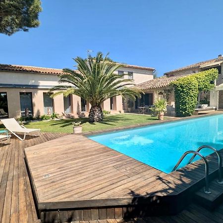 Le Relais D'Angelique Bed & Breakfast Lunel  Bagian luar foto