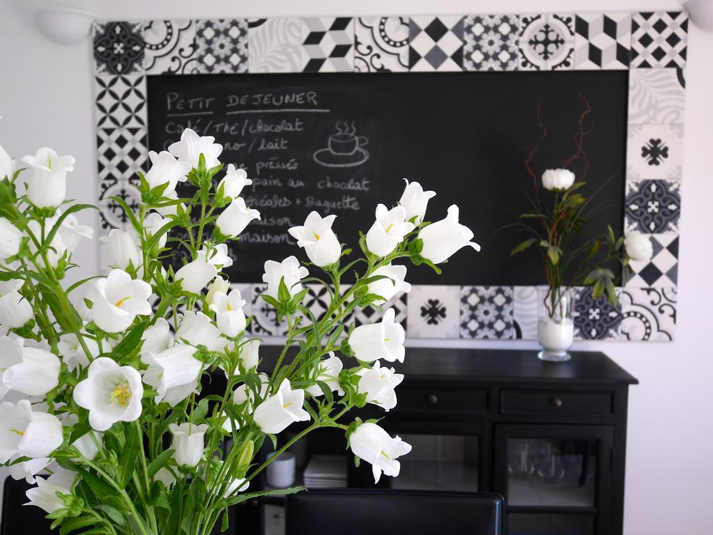 Le Relais D'Angelique Bed & Breakfast Lunel  Bagian luar foto