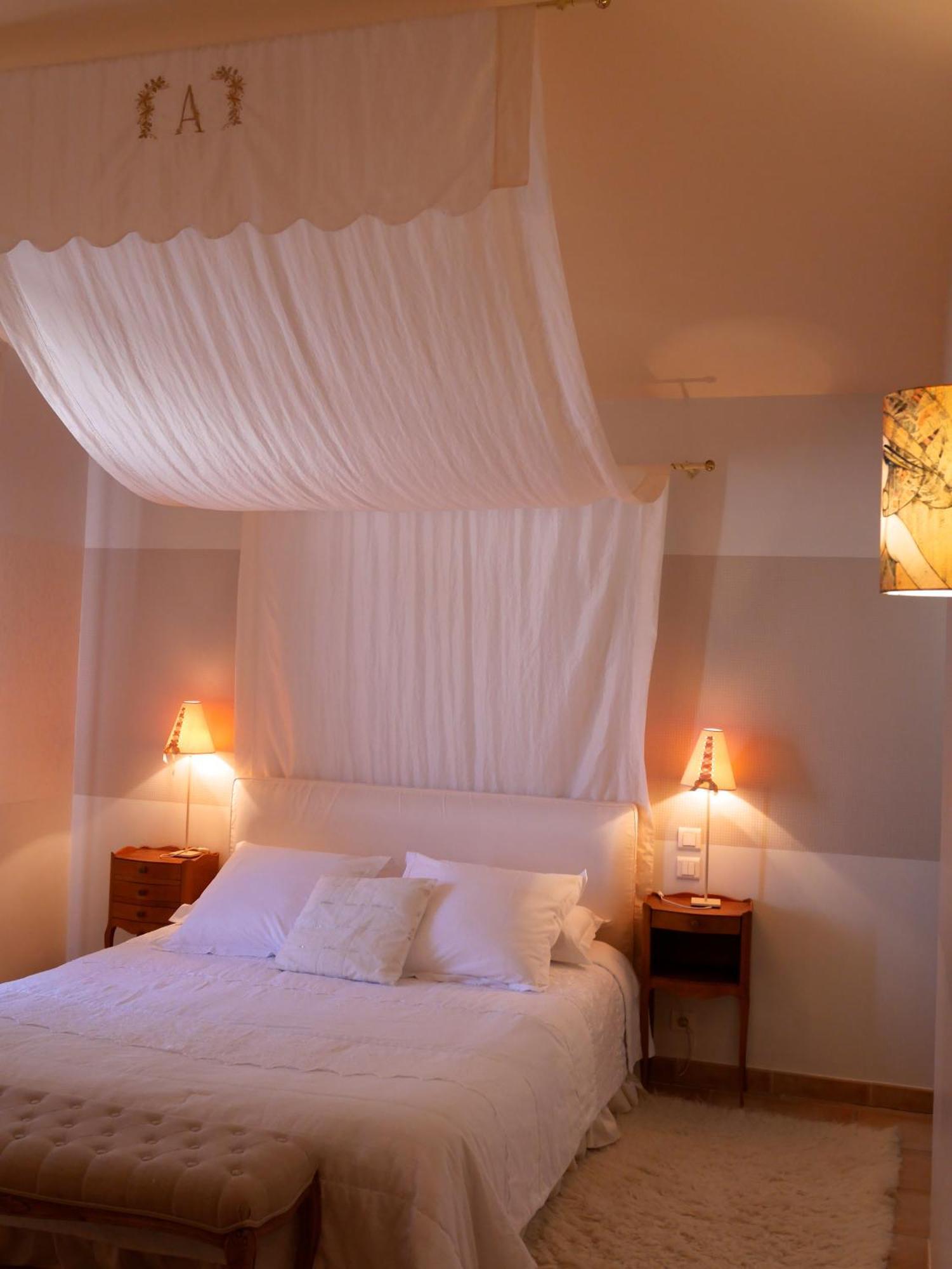 Le Relais D'Angelique Bed & Breakfast Lunel  Ruang foto
